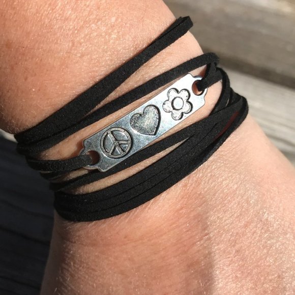 ☮️ NWOT! Boho Tie Wrap bracelet Peace Love ❤️ Silver Bracelet Cuff - Picture 2 of 5